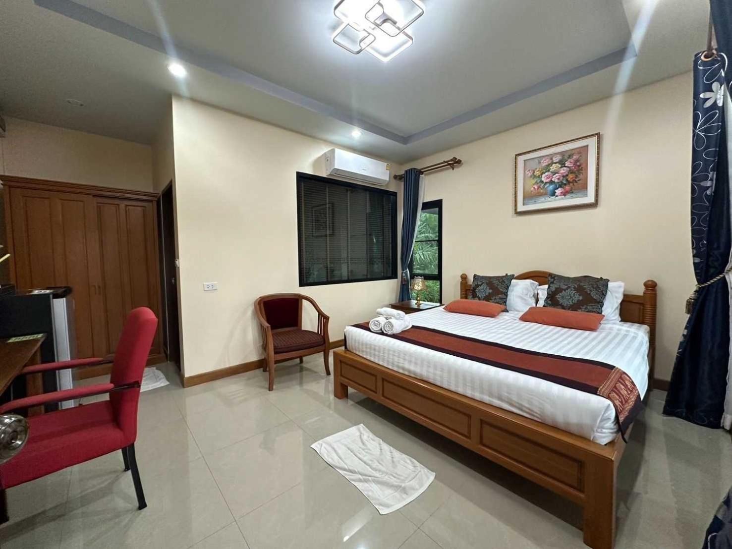 Capital O 75518 Baan Rose Resort Ao Luk 外观 照片