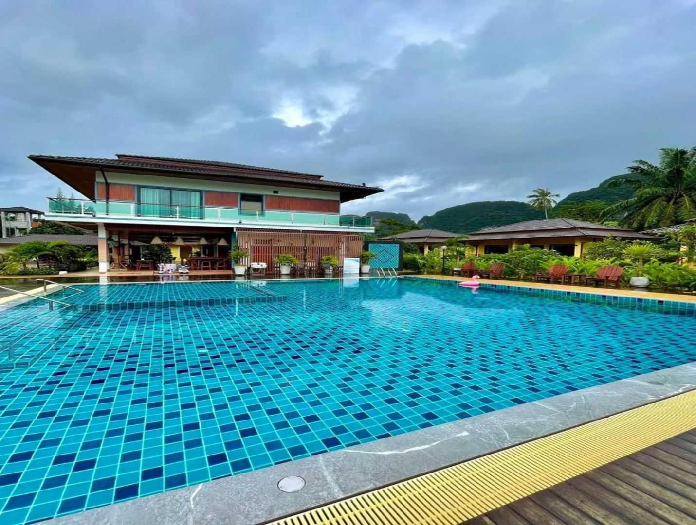 Capital O 75518 Baan Rose Resort Ao Luk 外观 照片